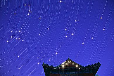 《暗邪西部》第二部加长实机预告片分享